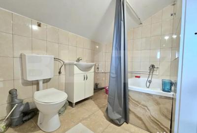 Casă cu 5 camere cu Teren 1000 Mp în Central - 2