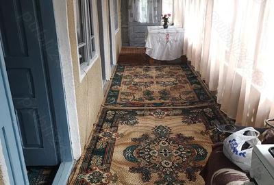 Casă cu 4 camere în Crainici - 4