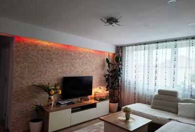 Apartament cu 3 camere semidecomandat în Central - 2