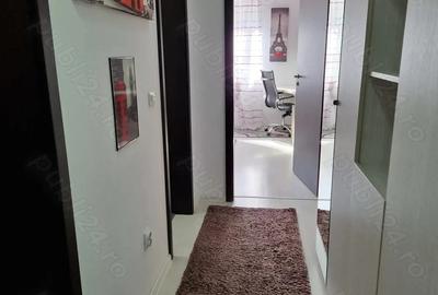 Garsonieră decomandată în Central - 4