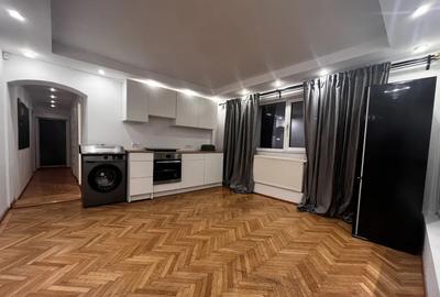 Apartament cu 3 camere decomandat în Trivale - 4