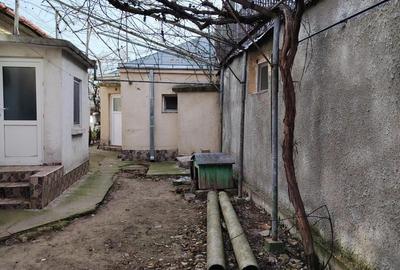 Casă cu 2 camere cu Teren 443 Mp în Dudești - 2