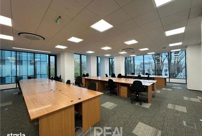 Spațiu comercial, de 248 mp, în Politehnica - 7