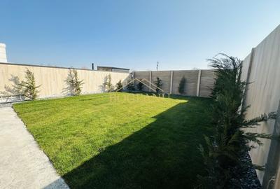 Duplex cu 5 camere cu Canalizare în Braytim - 17