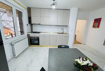 Apartament cu 3 camere semidecomandat, mobilat în Circumvalațiunii - 10