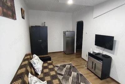 Garsonieră decomandată în Central - 4
