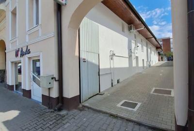 Casă cu 4 camere cu Teren 250 Mp în Central - 6