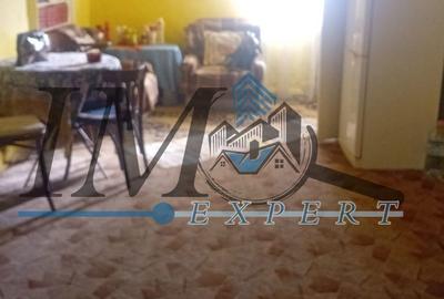 Casă cu 5 camere cu Teren 457 Mp în Central - 4