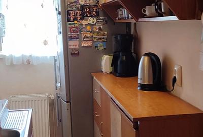 Apartament cu 2 camere bucatarie hol camara baie - 2