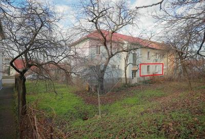 De vânzare apartament cu 2 camere, parter, parcare inclusă, central - 12