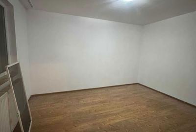 Apartament cu 2 camere semidecomandat în Central - 3