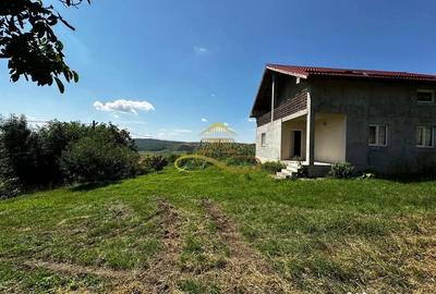 Casă cu 3 camere cu Canalizare în Secuieni - 18