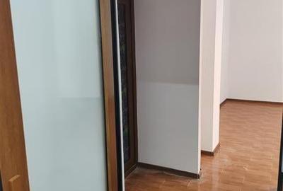 De vanzare spatiu comercial zona Centru - 4