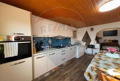 Casă cu 2 camere cu Teren 3050 Mp în Vătășești - 12