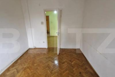 Apartament cu 3 camere decomandat în Progresul - 4