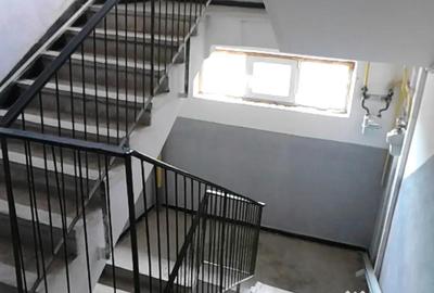 Apartament cu 3 camere semidecomandat în Exterior Vest - 8