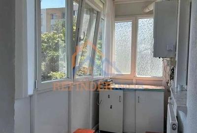 Apartament decomandat 3 camere - Dunavat sector 5 - 8