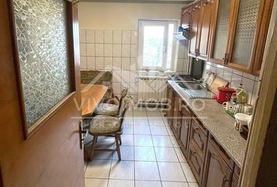 Apartament cu 4 camere decomandat, mobilat în Colentina - 6