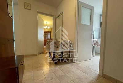 Apartament 3 camere decomandat in zona Sagului - 2