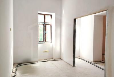 Apartament cu 3 camere decomandat în Central - 6