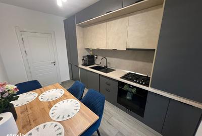 Apartament cu 3 camere, mobilat în Central - 1