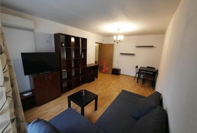 Garsoniera Decomandata, 35 mp, bloc mixt, Mobilata si Utilata Modern -  Metrou I - 1