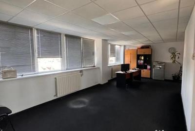 Casă cu 5 camere cu Canalizare în Tomis II - 9