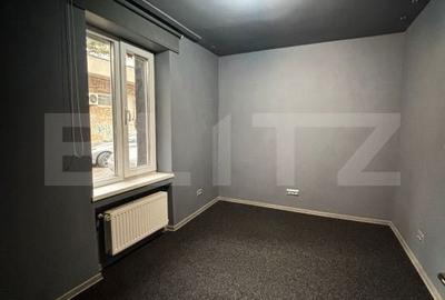 Apartament cu 4 camere decomandat în George Enescu - 2