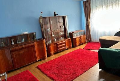 Apartament cu 2 camere decomandat în Rovine - 3