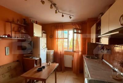 Apartament cu 2 camere semidecomandat în Micro 4 - 4