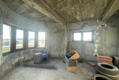 Casa Individuala la rosu - 157mp utili/864 teren Mosnita Noua - 5