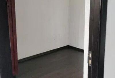 Apartament cu 2 camere în Km 4 - 7