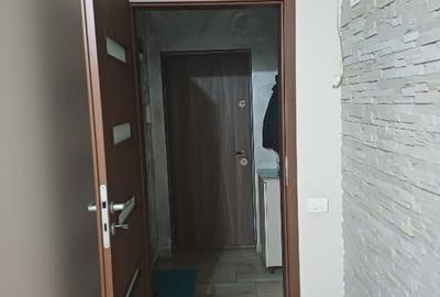 Apartament cu 2 camere decomandat, mobilat în Apărătorii Patriei - 9