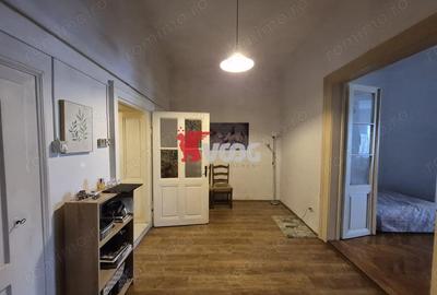 Apartament cu 2 camere semidecomandat în Badea Cârțan - 1