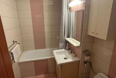 Apartament cu 2 camere decomandat, mobilat în Km 5 - 15