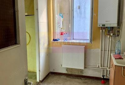 Apartament cu 4 camere semidecomandat în Tăbăcărie - 4