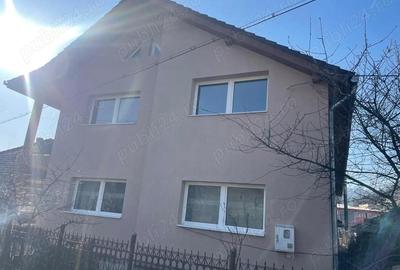 Casă cu 4 camere cu Teren 998 Mp în Vața de Jos - 4