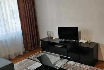 Inchiriez apartament 2 camere - 6