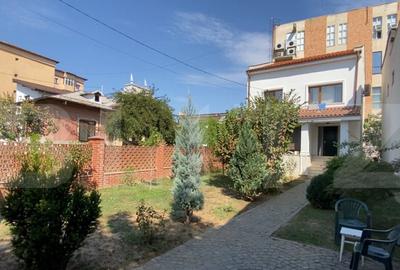 Vila individuala, moderna, 220 mp utili, 370 mp teren, zona - 4