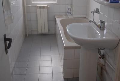 Apartament cu 3 camere decomandat în Alba Iulia - 3