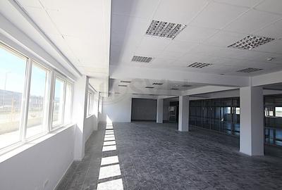 Birou, de 5,373 mp, în Militari - 18