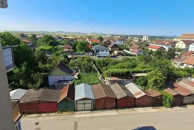 Apartament cu 3 camere decomandat în Turda - 3