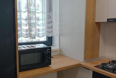 Garsonieră decomandată în Central