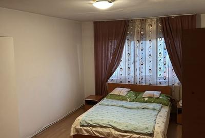 Apartament cu 2 camere decomandat în Exterior Vest