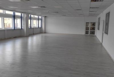 Spațiu comercial, de 250 mp, în Podu Roș - 3