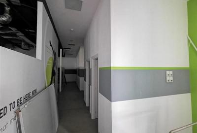 Class A Office Building -  myHive MetrOffice - de la 63 mp - 8