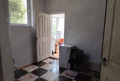 Apartament cu 3 camere circular în Tineretului - 1