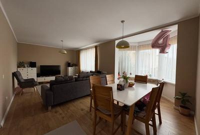 Casă cu 4 camere cu Canalizare în Florești - 2