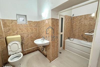 Casă cu 5 camere cu Teren 358 Mp în Valea Roșie - 12