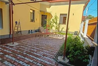 Casa cu 4 camere,Central,Spatiu Comercial/Locuinta,,Targu Mures - 2